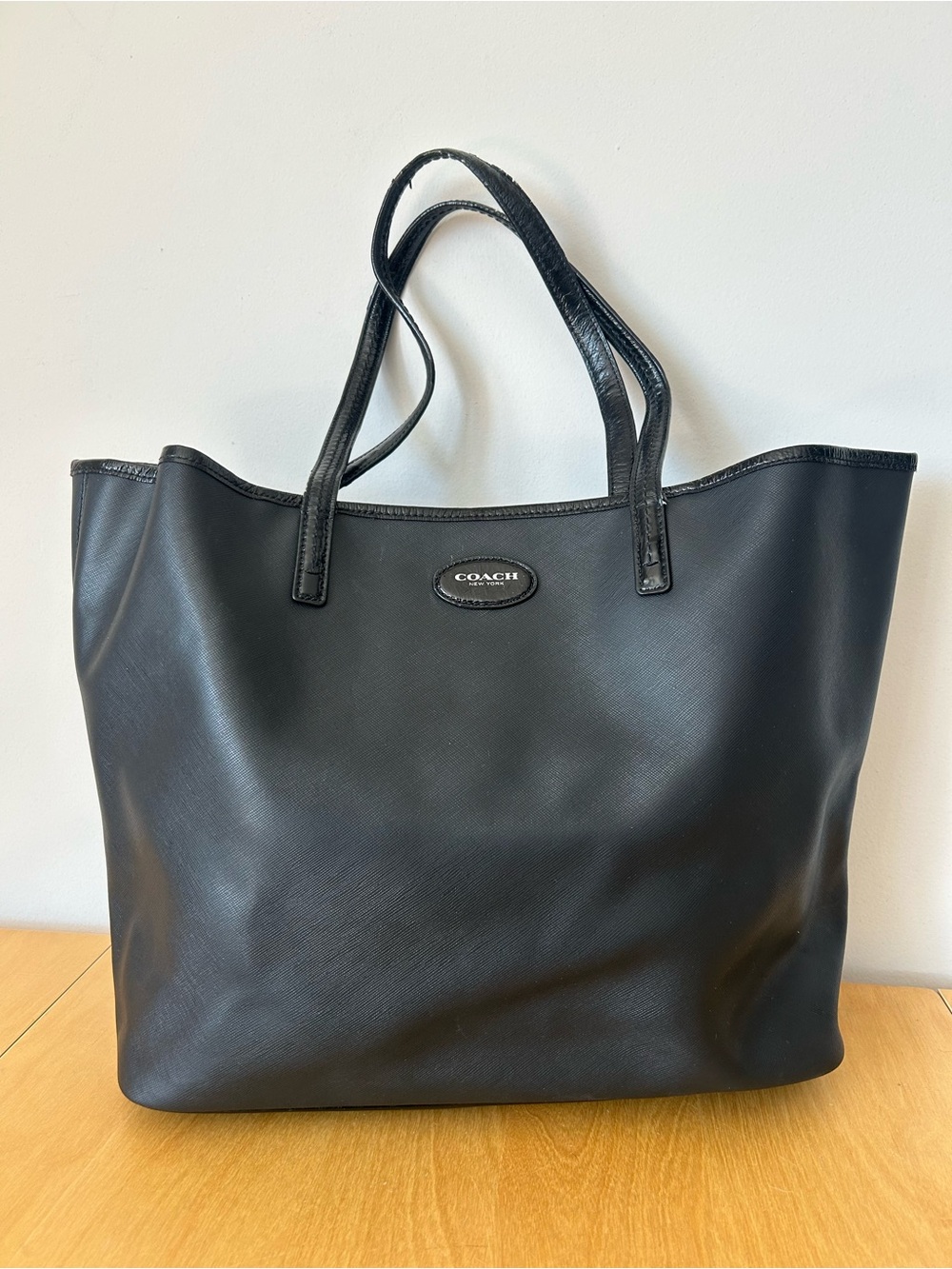 Coach Metro Leather Tote Bag in Black